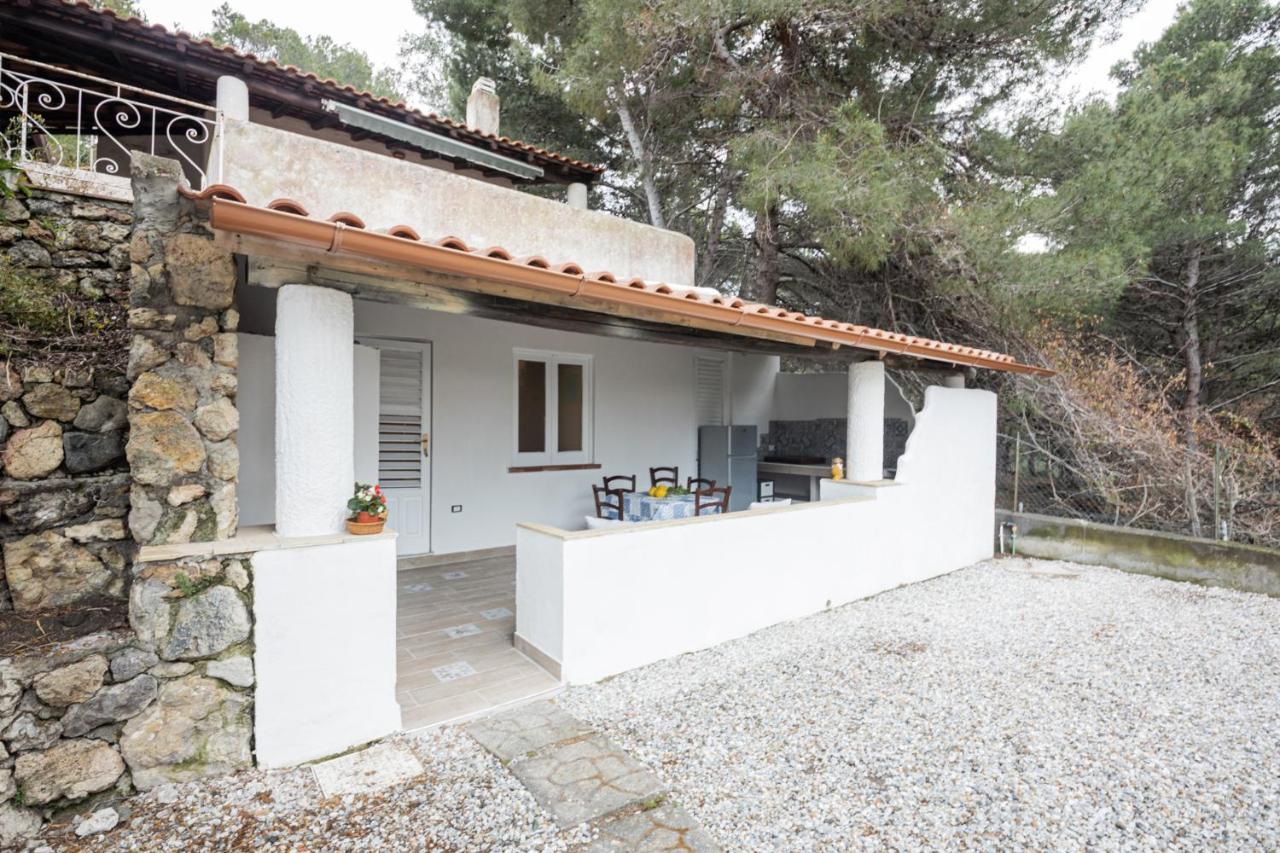 Holiday Eolie Village Вулкано Экстерьер фото