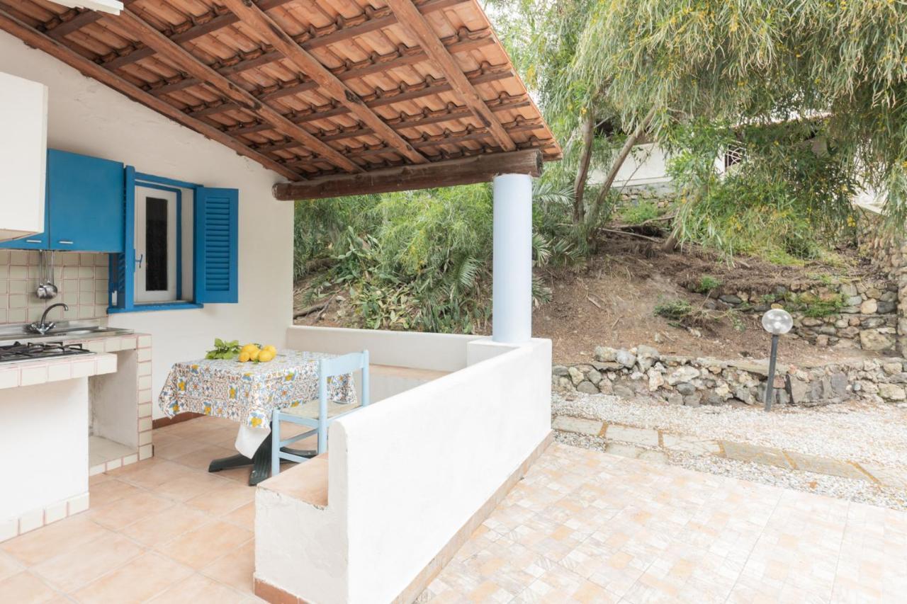 Holiday Eolie Village Вулкано Экстерьер фото